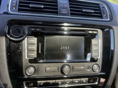2015 Volkswagen Jetta 1.8T SEL
