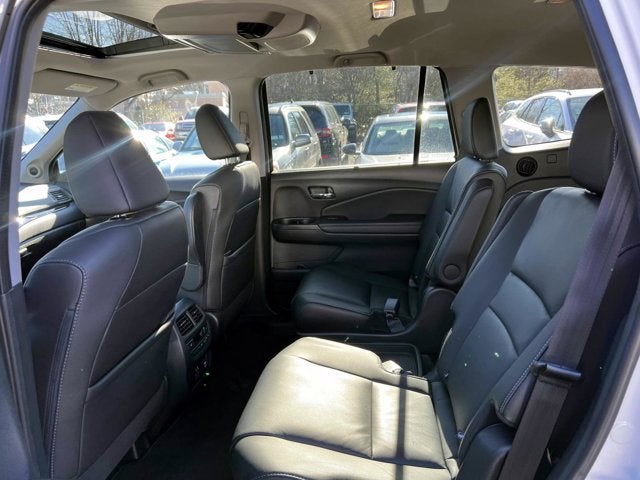 2022 Honda Pilot Touring 7-Passenger