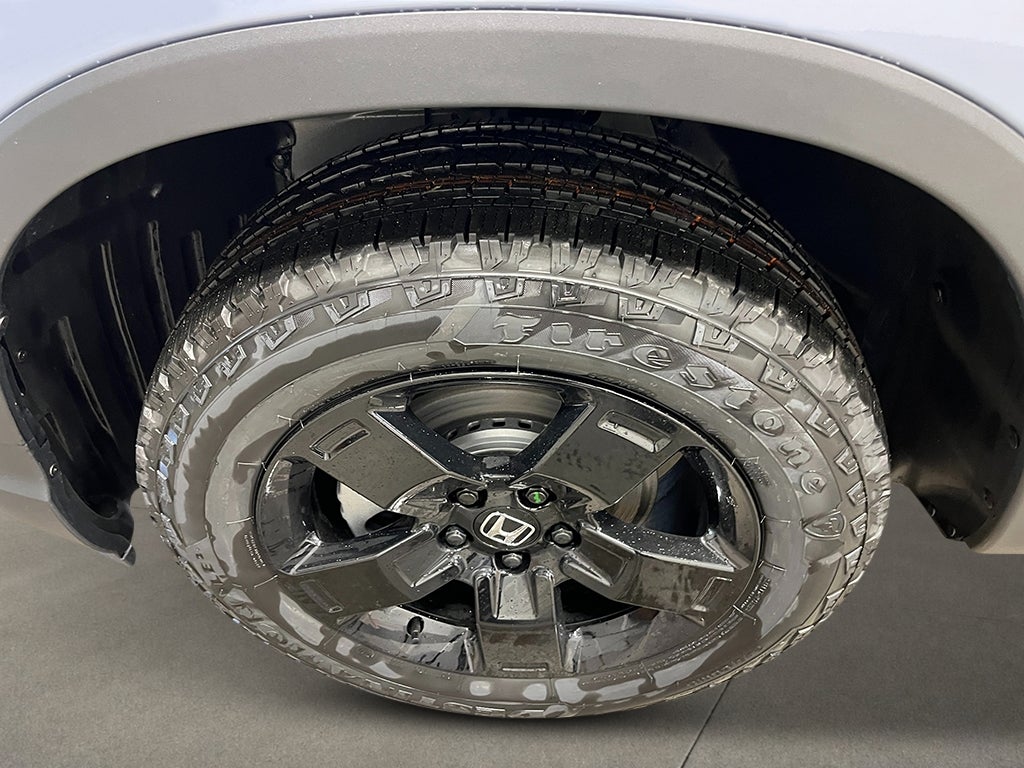2026 Honda Ridgeline Black Edition Two-Tone