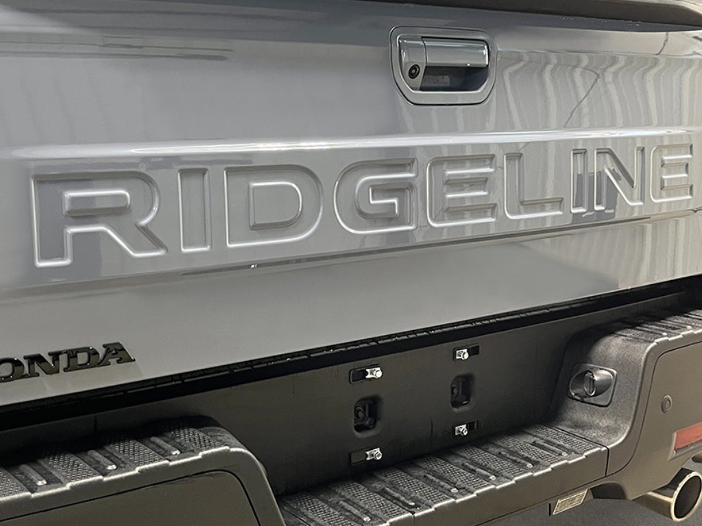 2026 Honda Ridgeline Black Edition Two-Tone