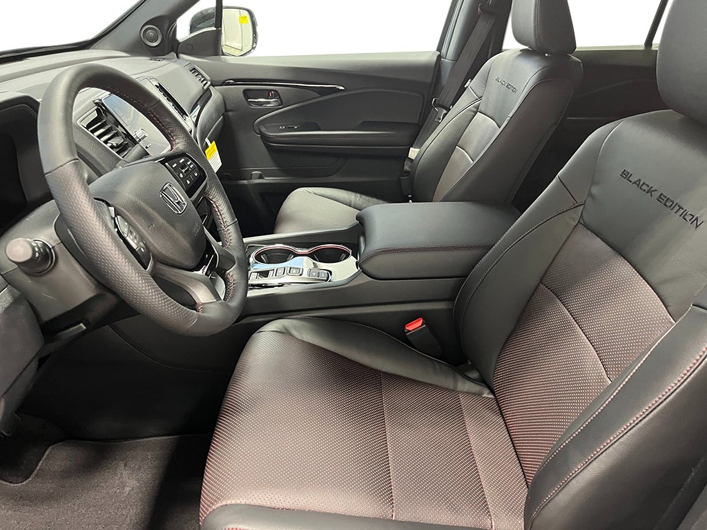 2026 Honda Ridgeline Black Edition Two-Tone