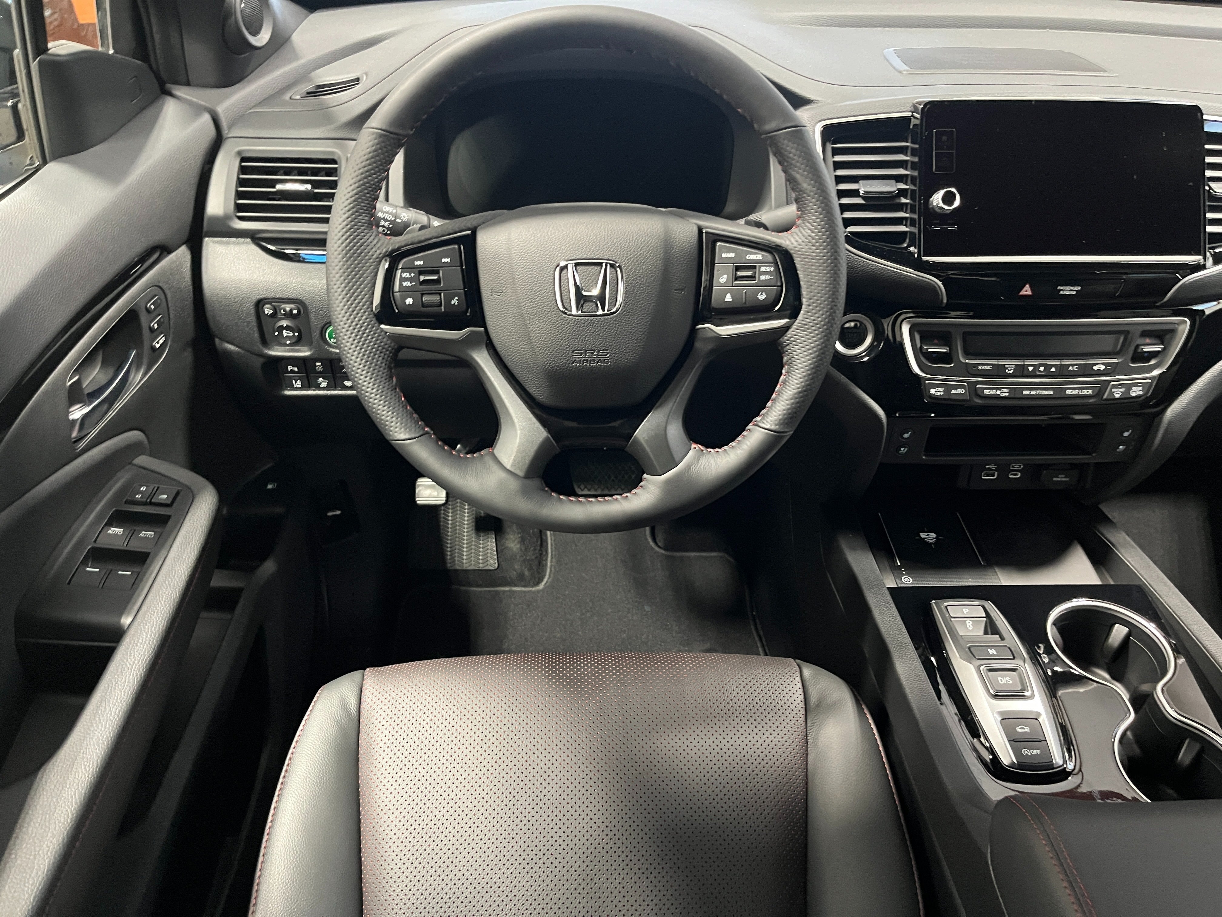 2026 Honda Ridgeline Black Edition Two-Tone