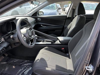 2021 Hyundai Elantra SE