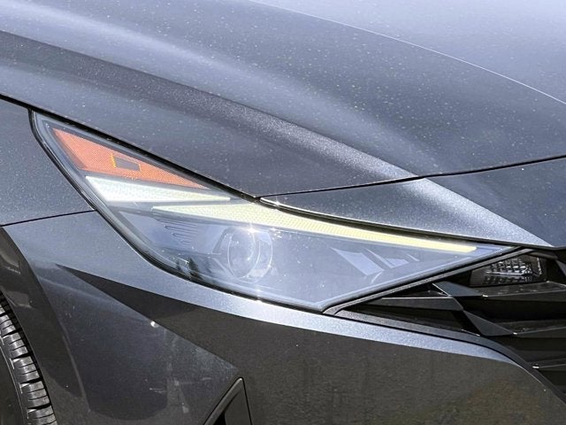 2021 Hyundai Elantra SE