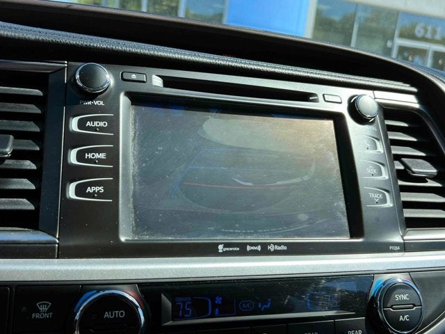2016 Toyota Highlander LE