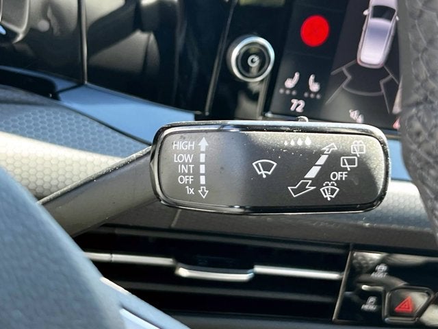 2022 Volkswagen Golf GTI S